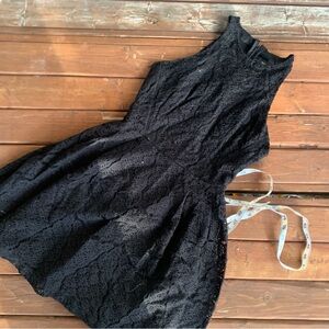 Wilfred Black Sleeveless Lace Mini Dress